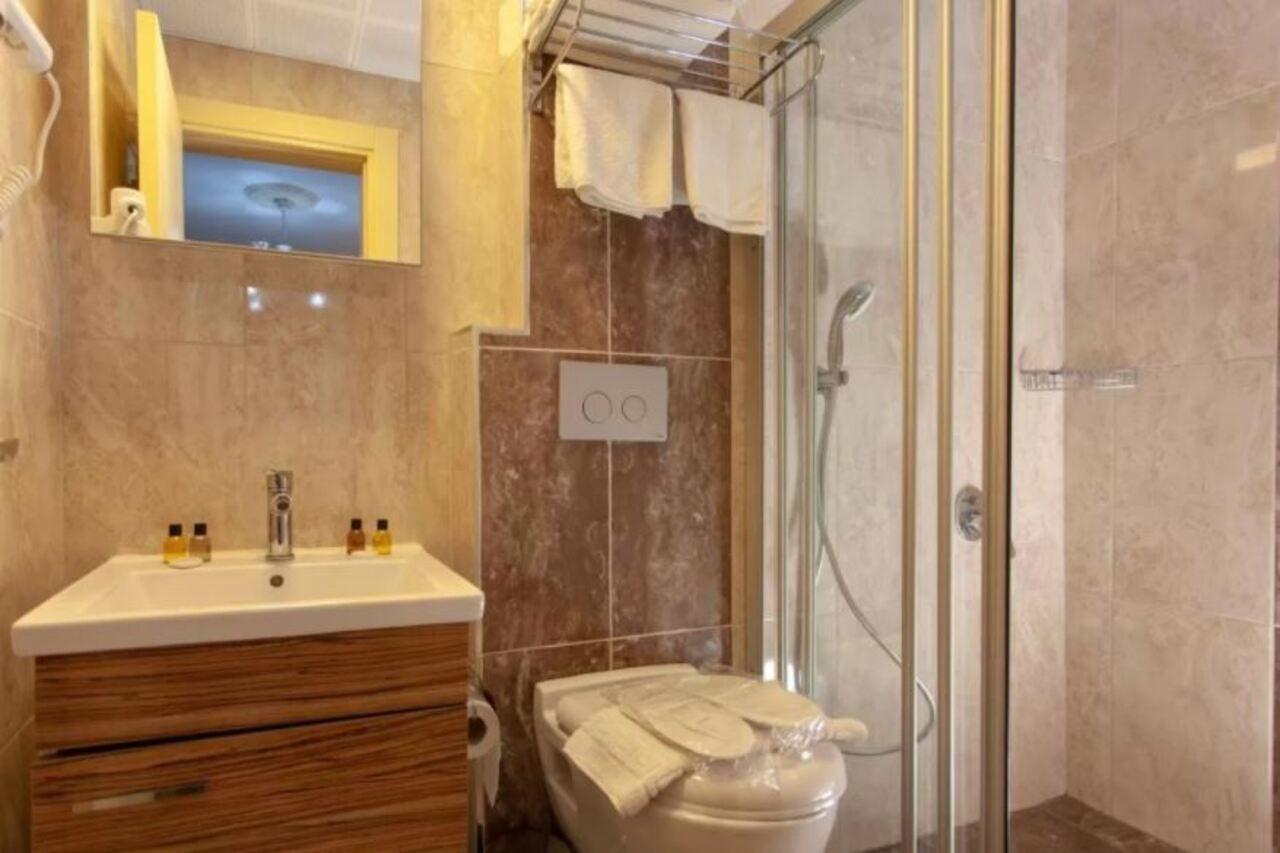 Ozmen Hotel Old Town Kaleici Adult Only Antalya Exterior photo