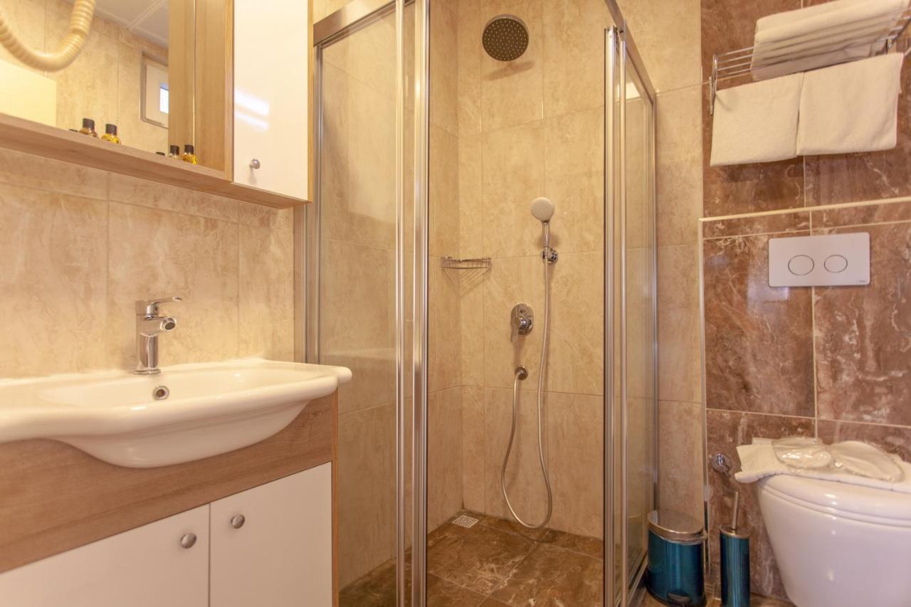 Ozmen Hotel Old Town Kaleici Adult Only Antalya Exterior photo