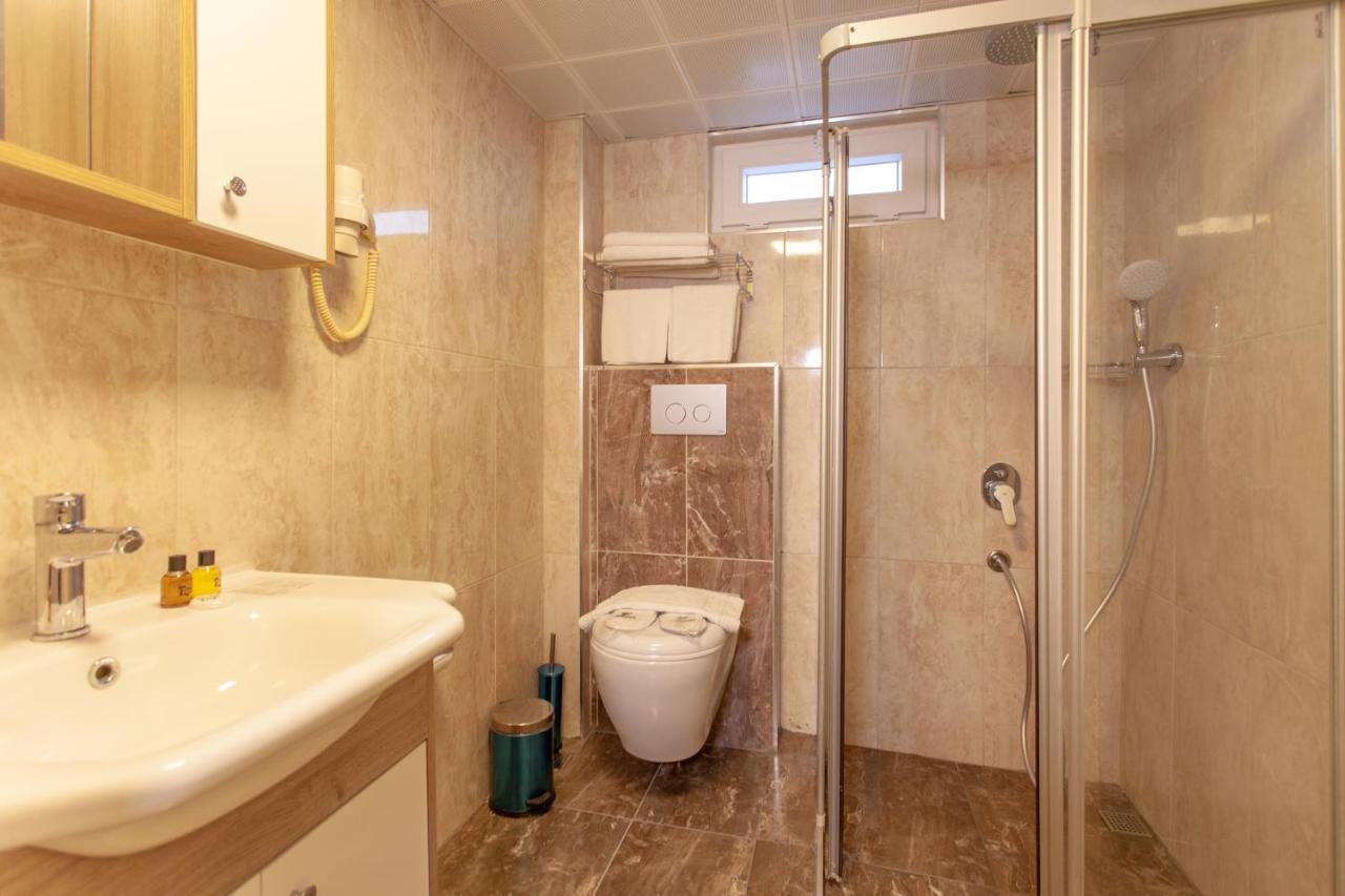 Ozmen Hotel Old Town Kaleici Adult Only Antalya Exterior photo